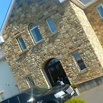 Pensión Donegal Manor 4*