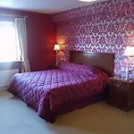 Pensión Donegal Manor