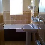 Pensión Donegal Manor 4*