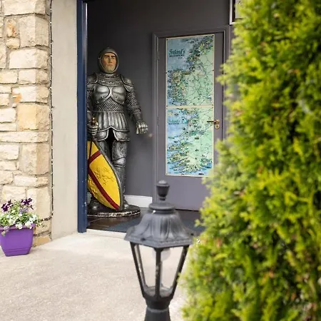 Donegal Manor 4*