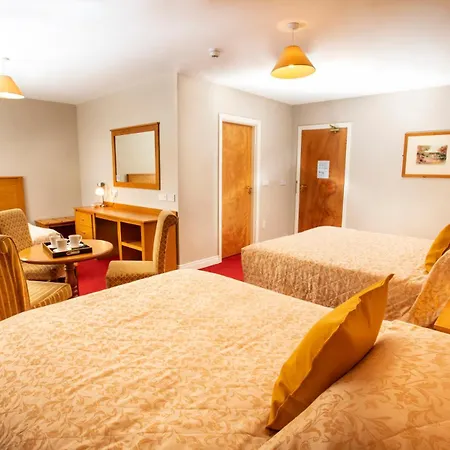 Donegal Manor Guest house 4*