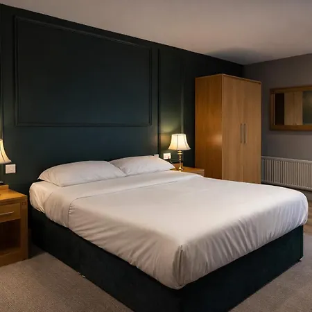 Donegal Manor 4*