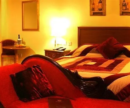 Donegal Manor Донегол