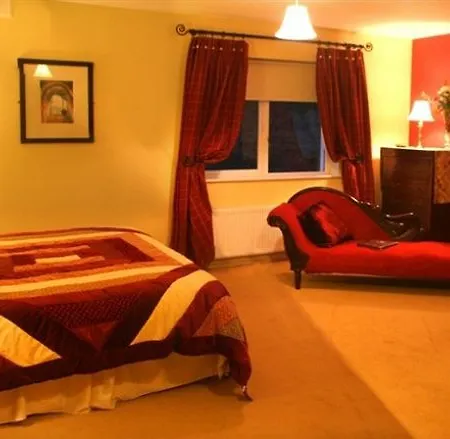 בית הארחה Donegal Manor 4*